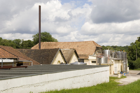 Vue arrière des bâtiments industriels. © Région Bourgogne-Franche-Comté, Inventaire du patrimoine