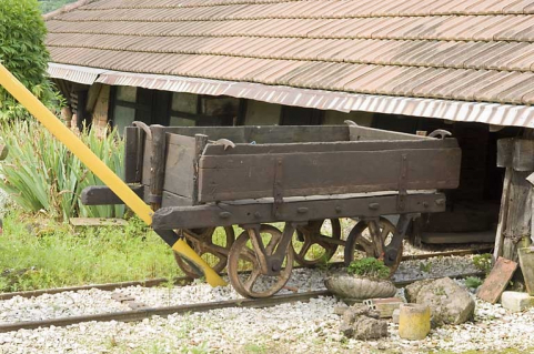 Wagonnet en bois (transport de la terre). © Région Bourgogne-Franche-Comté, Inventaire du patrimoine