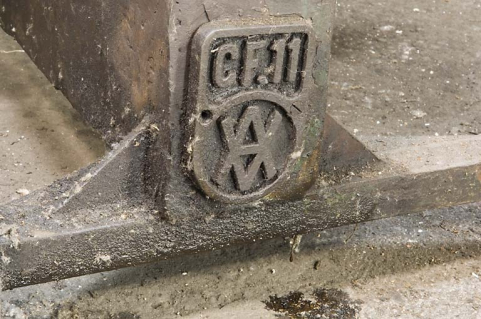 Atelier est. Cisaille. Détail de plaque. © Région Bourgogne-Franche-Comté, Inventaire du patrimoine