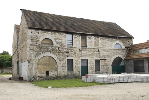 Bâtiment du haut fourneau est. © Région Bourgogne-Franche-Comté, Inventaire du patrimoine