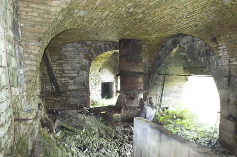 Salle des cubilots. Vue d'ensemble depuis le sud-est. © Région Bourgogne-Franche-Comté, Inventaire du patrimoine