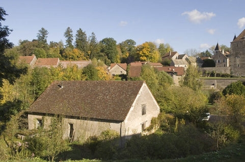 Vue plongeante depuis l'ouest. © Région Bourgogne-Franche-Comté, Inventaire du patrimoine
