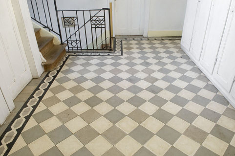 Intérieur : pavement du premier étage de l'aile en retour (1933). © Région Bourgogne-Franche-Comté, Inventaire du patrimoine