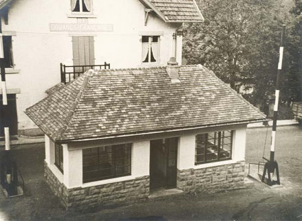 Poste de surveillance dit "aubette" ou "hobette". © Région Bourgogne-Franche-Comté, Inventaire du patrimoine