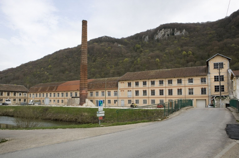 Vue de trois quarts gauche des ateliers de préparation de la pâte. © Région Bourgogne-Franche-Comté, Inventaire du patrimoine