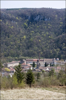 Vue plongeante depuis l'ouest. © Région Bourgogne-Franche-Comté, Inventaire du patrimoine