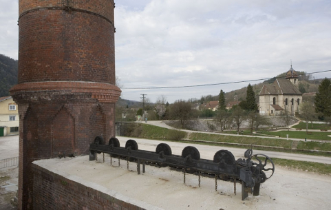 Système de levage des portes (?) de la chaudière. © Région Bourgogne-Franche-Comté, Inventaire du patrimoine