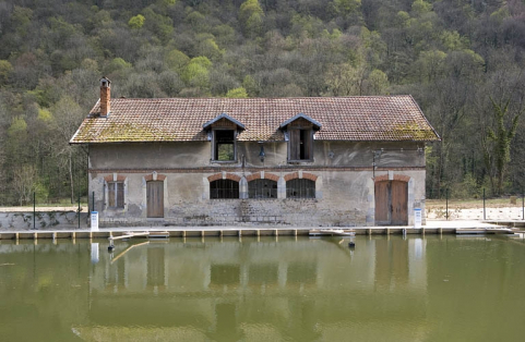 Façade ouest de l'écurie. © Région Bourgogne-Franche-Comté, Inventaire du patrimoine