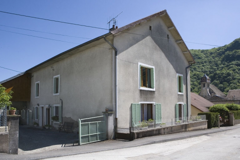 La crèche (?). Vue de trois quarts droite. © Région Bourgogne-Franche-Comté, Inventaire du patrimoine