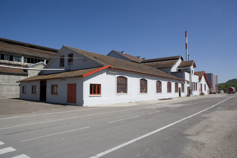Vue d'ensemble des façades sud des ateliers de réparation et de maintenance. © Région Bourgogne-Franche-Comté, Inventaire du patrimoine