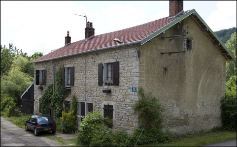 Logement d'ouvriers, 2 rue de la Coop (commune de Torpes). © Région Bourgogne-Franche-Comté, Inventaire du patrimoine
