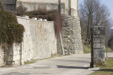 Porte sud. © Région Bourgogne-Franche-Comté, Inventaire du patrimoine