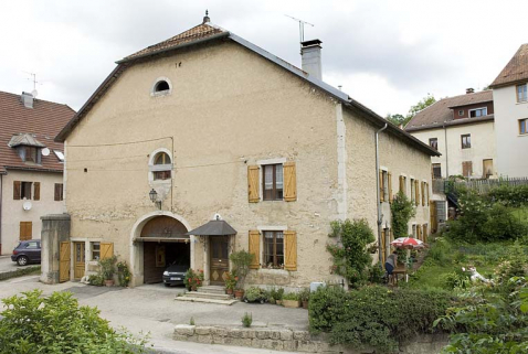 Façade antérieure, route des Alpes. © Région Bourgogne-Franche-Comté, Inventaire du patrimoine