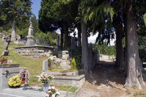 Le cimetière, vue de la partie centrale. © Région Bourgogne-Franche-Comté, Inventaire du patrimoine Le cimetière, vue de la partie centrale. © Région Bourgogne-Franche-Comté, Inventaire du patrimoine