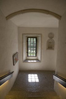 Escalier : premier palier. © Région Bourgogne-Franche-Comté, Inventaire du Patrimoine Escalier : premier palier. © Région Bourgogne-Franche-Comté, Inventaire du Patrimoine