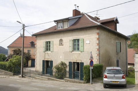 Vue de trois-quarts droit. © Région Bourgogne-Franche-Comté, Inventaire du patrimoine