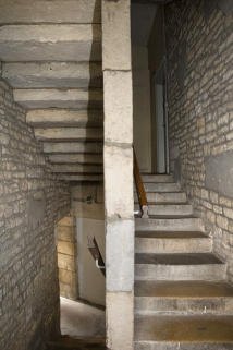 Détail de l'escalier rampe sur rampe dans oeuvre de l'aile gauche. © Région Bourgogne-Franche-Comté, Inventaire du Patrimoine