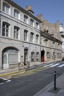 Vue d'ensemble du logis sur rue, de trois quarts gauche. © Région Bourgogne-Franche-Comté, Inventaire du Patrimoine
