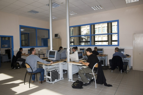 Cédille, atelier 140 construction (1er étage). © Région Bourgogne-Franche-Comté, Inventaire du patrimoine Cédille, atelier 140 construction (1er étage). © Région Bourgogne-Franche-Comté, Inventaire du patrimoine