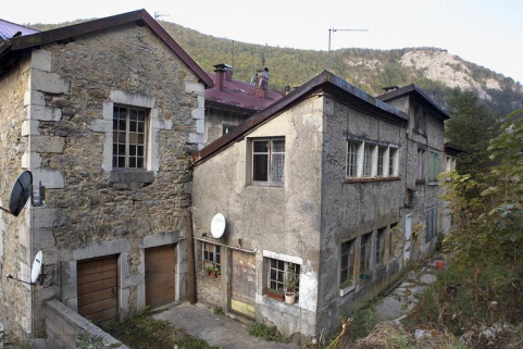 Façade postérieure de l'atelier à l'arrière des n° 129 et 131. © Région Bourgogne-Franche-Comté, Inventaire du patrimoine Façade postérieure de l'atelier à l'arrière des n° 129 et 131. © Région Bourgogne-Franche-Comté, Inventaire du patrimoine