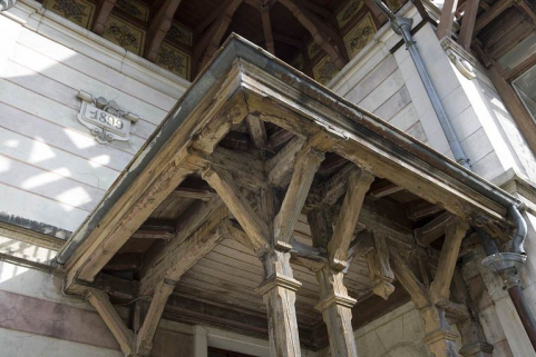 Elévation antérieure : charpente du porche. © Région Bourgogne-Franche-Comté, Inventaire du patrimoine