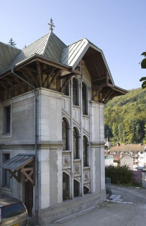 Elévation latérale gauche, de trois quarts gauche. © Région Bourgogne-Franche-Comté, Inventaire du patrimoine