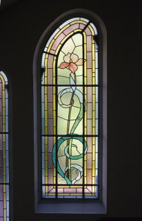 Deuxième registre, verrière droite. © Région Franche-Comté, Inventaire du patrimoine, ADAGP Deuxième registre, verrière droite. © Région Franche-Comté, Inventaire du patrimoine, ADAGP