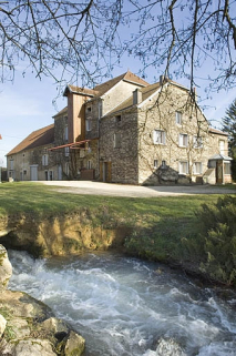 Vue d'ensemble depuis l'ouest. © Région Bourgogne-Franche-Comté, Inventaire du patrimoine