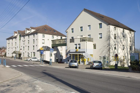Vue d'ensemble depuis le sud-est. © Région Bourgogne-Franche-Comté, Inventaire du patrimoine