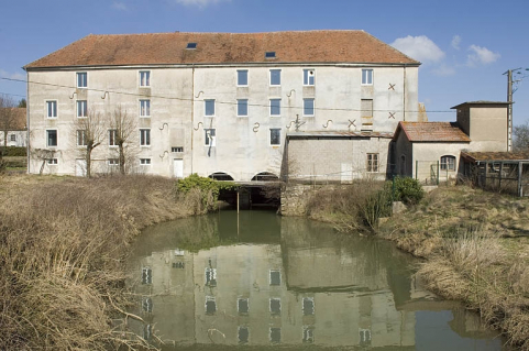 La minoterie et le canal de fuite. © Région Bourgogne-Franche-Comté, Inventaire du patrimoine