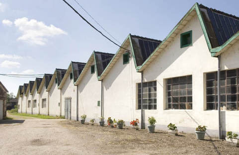 Atelier de fabrication. Alignement de pignons depuis le nord. © Région Bourgogne-Franche-Comté, Inventaire du patrimoine