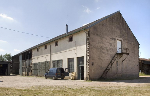 Bâtiment ouest. Remises et écuries (?). © Région Bourgogne-Franche-Comté, Inventaire du patrimoine