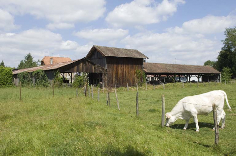 Entrepôts industriels depuis le sud. © Région Bourgogne-Franche-Comté, Inventaire du patrimoine