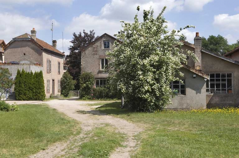 Logement, moulin et atelier de menuiserie depuis l'ouest. © Région Bourgogne-Franche-Comté, Inventaire du patrimoine