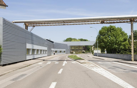 Vue de l'usine depuis l'avenue Jacques Parisot. © Région Bourgogne-Franche-Comté, Inventaire du patrimoine