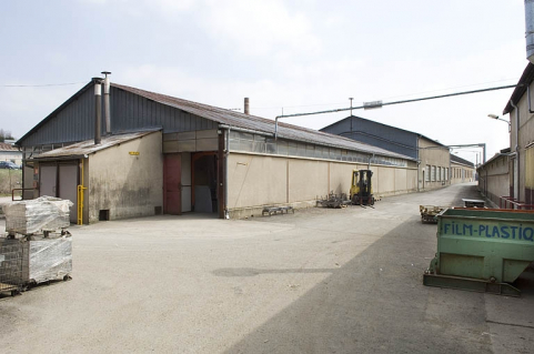 Façades d'ateliers depuis la cour. © Région Bourgogne-Franche-Comté, Inventaire du patrimoine