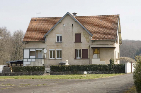 Logement de cadres (?). Façade postérieure. © Région Bourgogne-Franche-Comté, Inventaire du patrimoine