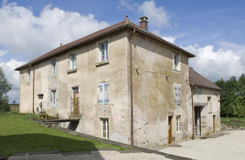 Vue de trois quarts gauche. © Région Bourgogne-Franche-Comté, Inventaire du patrimoine