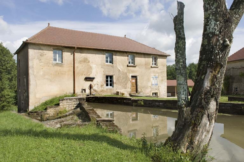 Façade sud du moulin. © Région Bourgogne-Franche-Comté, Inventaire du patrimoine