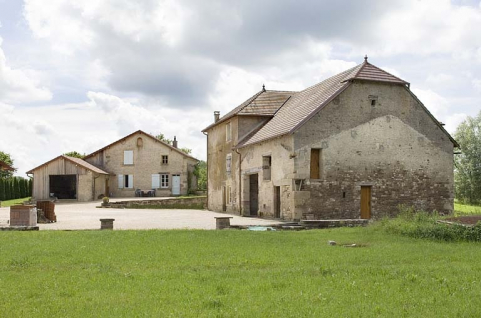 Vue d'ensemble depuis le nord. © Région Bourgogne-Franche-Comté, Inventaire du patrimoine