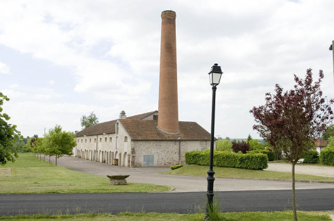 Vue depuis l'est. © Région Bourgogne-Franche-Comté, Inventaire du patrimoine