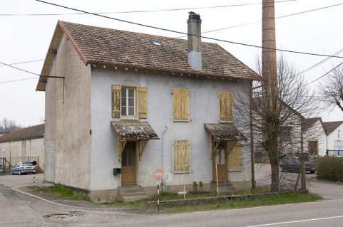 Logement à l'entrée de l'usine. © Région Bourgogne-Franche-Comté, Inventaire du patrimoine