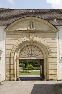 Porte d'entrée. © Région Bourgogne-Franche-Comté, Inventaire du patrimoine