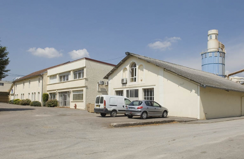 Logements, bureau et atelier de réparation depuis le sud. © Région Bourgogne-Franche-Comté, Inventaire du patrimoine