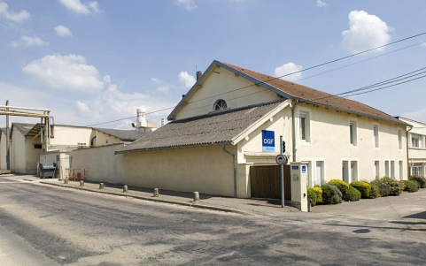 Logements depuis la rue. © Région Bourgogne-Franche-Comté, Inventaire du patrimoine