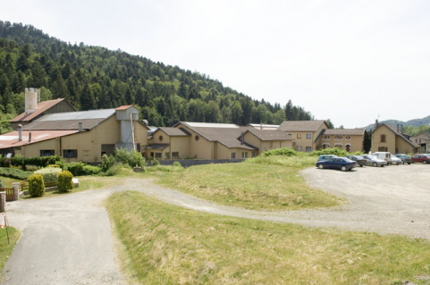 Vue d'ensemble depuis le nord. © Région Bourgogne-Franche-Comté, Inventaire du patrimoine