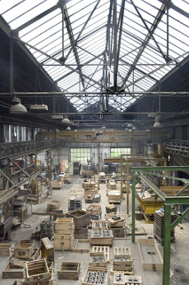 Vue intérieure de l'atelier de fonderie au sable (cadrage vertical). © Région Bourgogne-Franche-Comté, Inventaire du patrimoine