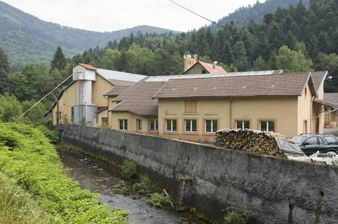 Ateliers nord depuis la rive droite du Rahin © Région Bourgogne-Franche-Comté, Inventaire du patrimoine