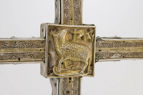 Détail : Agnus Dei, au revers. © Région Bourgogne-Franche-Comté, Inventaire du patrimoine