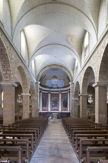 Iintérieur : vue générale de la nef en direction du choeur. © Région Bourgogne-Franche-Comté, Inventaire du patrimoine